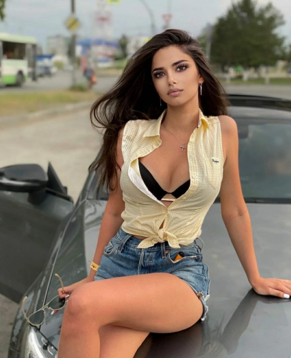 Amira