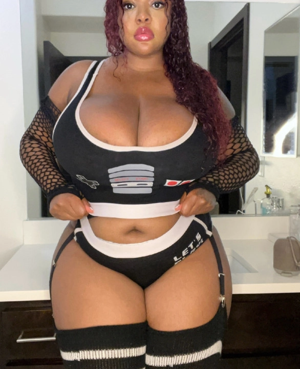 NIKITAXX EBONY