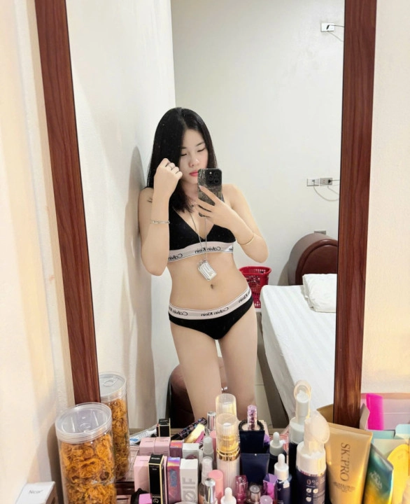 Vivian Chau
