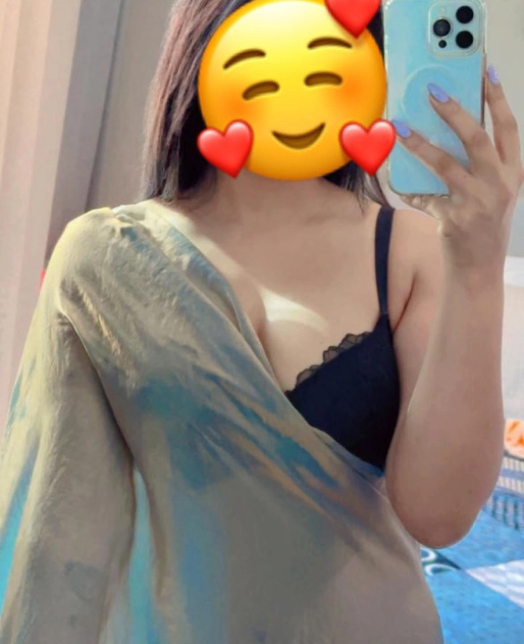 NEHA Indian Model in Business Bay