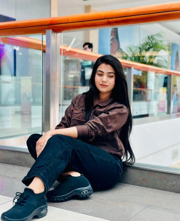 ❣️Alisha Indian Girls Dubai 🦋