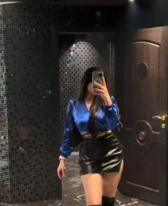 🦋❣️Alisha Downtown Dubai Girls From India 🦋❣️