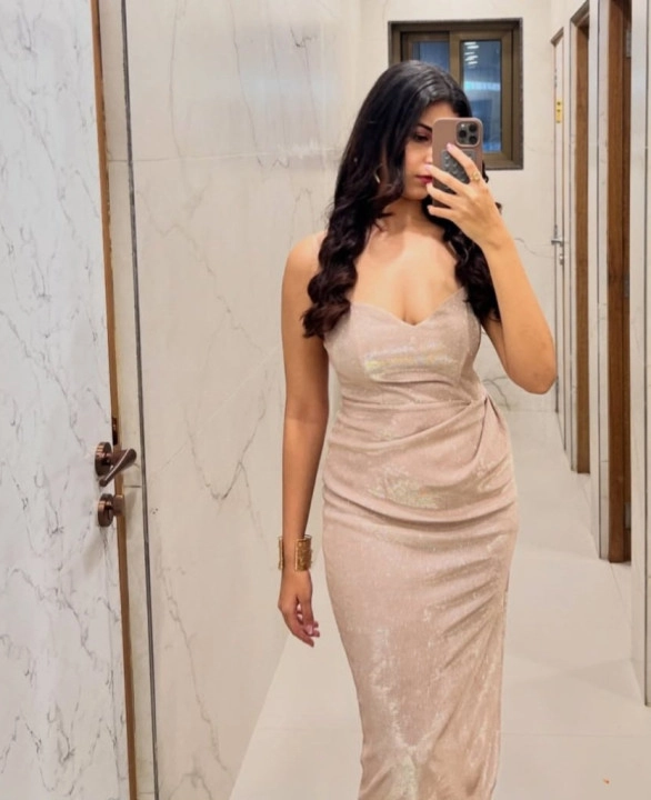 Lavisha 🦋❣️ Independent Model In Dubai Girls 🦋❣️