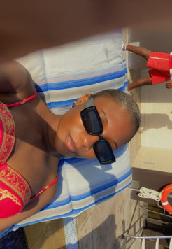 Dubai Marina escort Brownie Aura