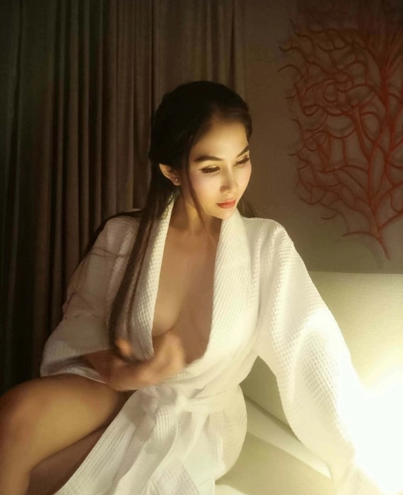Lolita from Singapore