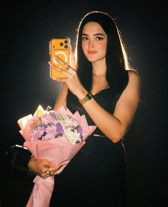 Abira Khan | Hot Pakistani Influencer