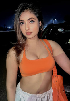 Shiza Indian Model