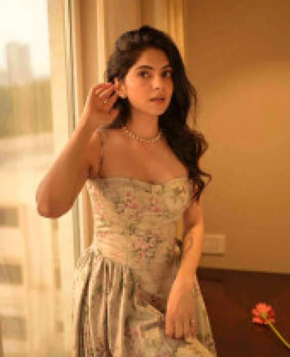 Esha Indian Model