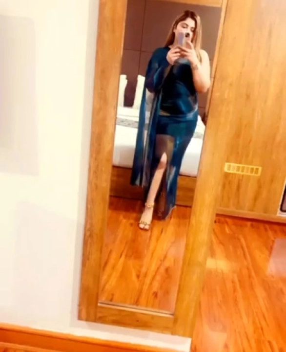 Maya khan