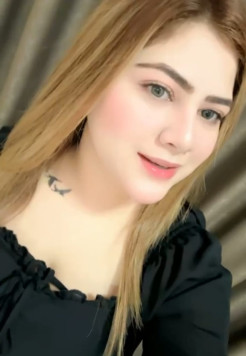 Maya khan